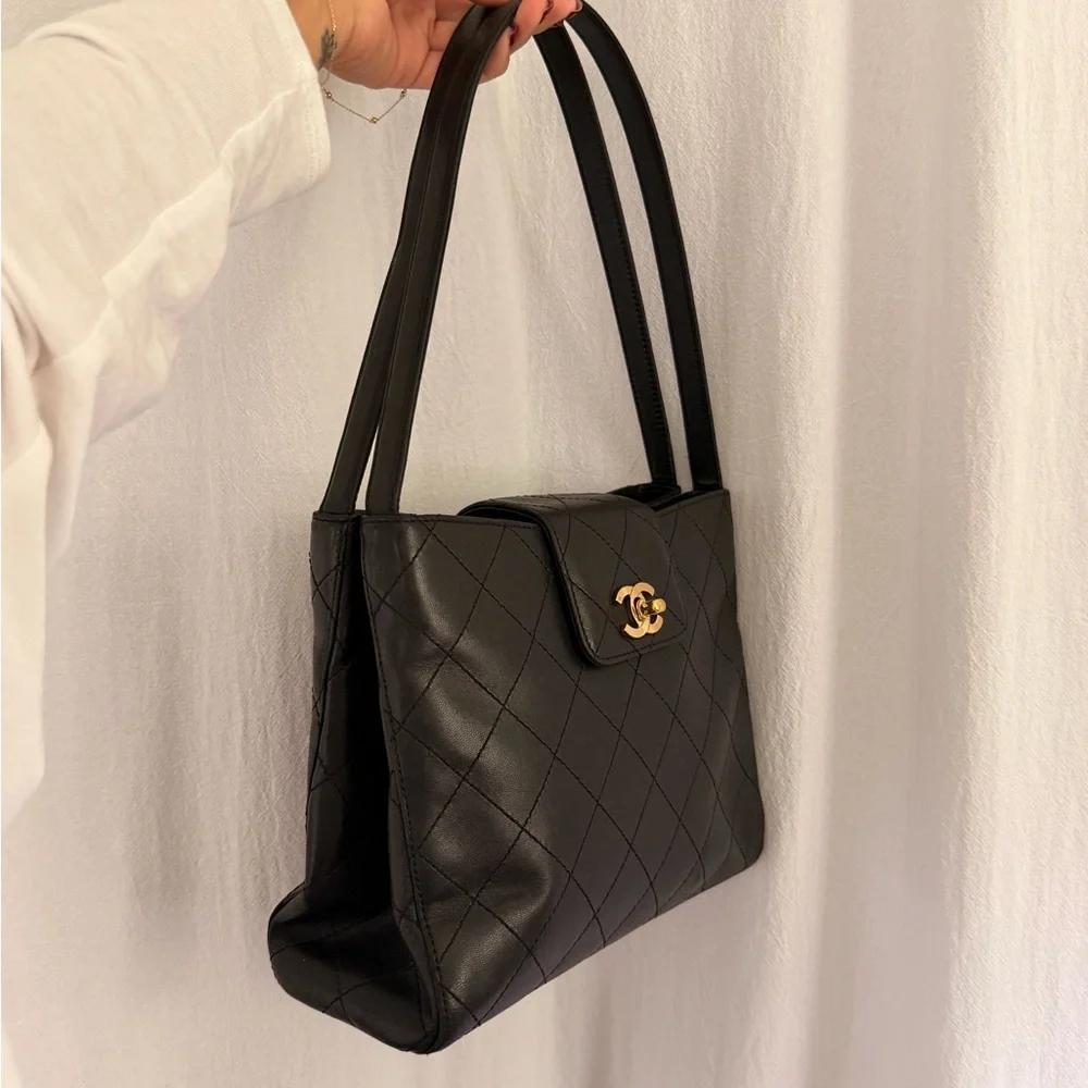 VINTAGE CHANEL Black Lambskin Bag with Gold Accent - Picture 2 of 10
